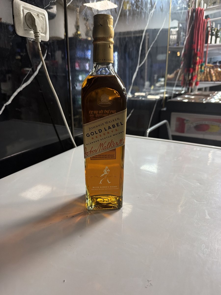 Johnnie Walker Gold Label